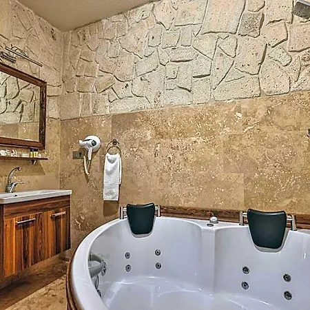 Caveadocia Hotel